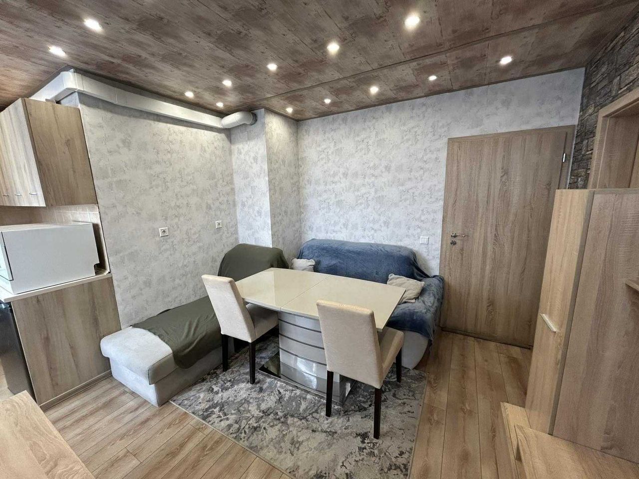 Дава се под наем Двустаен апартамент в София, Левски Г - 64 кв.м за 625 € - Снимка #3
