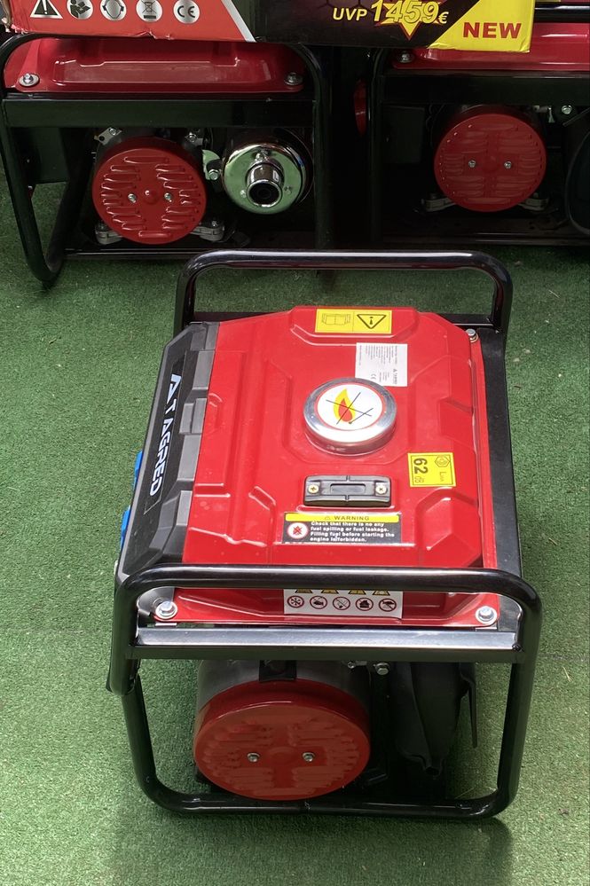 Generator curent pe benzina nou