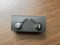 Casti AKG; Sigilate