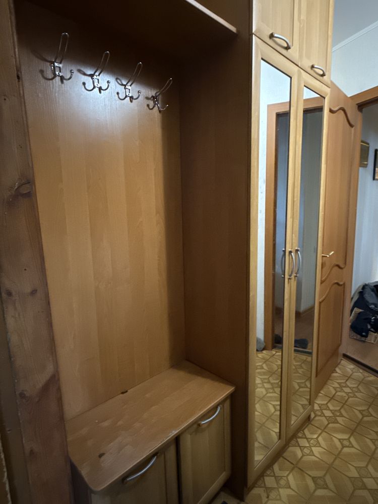 Шкаф для прихожей