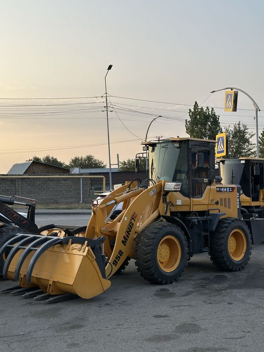 колесный погрузчик ZL958…