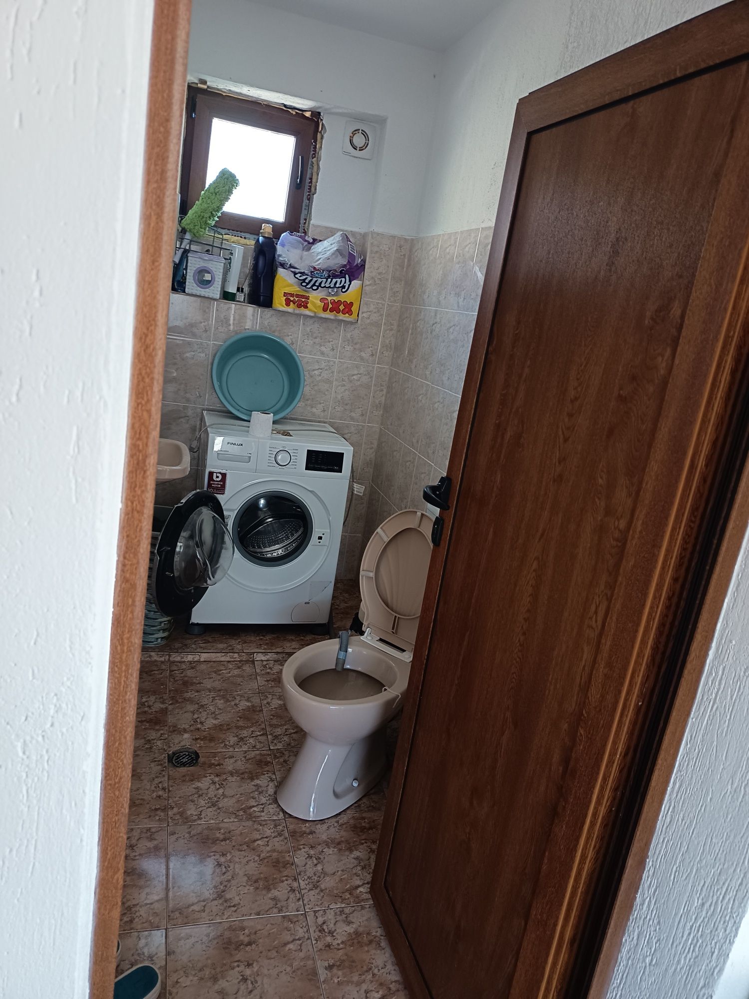 Продавам етаж от къща