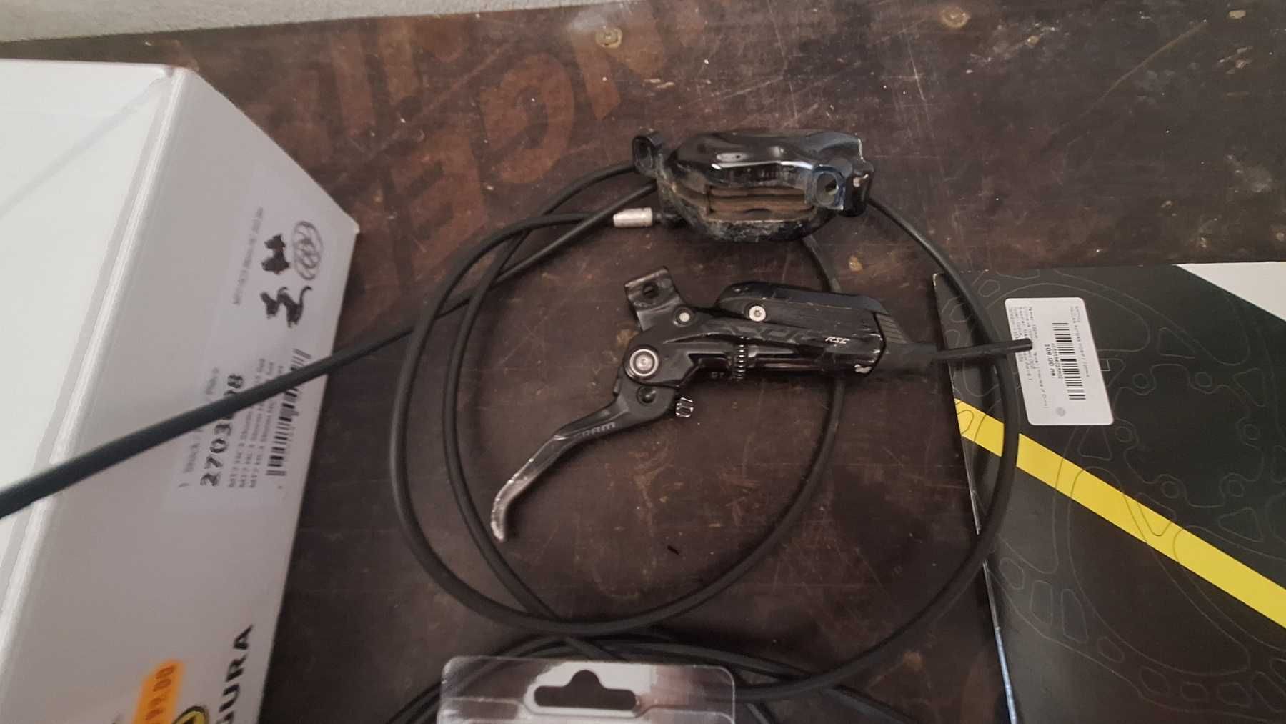 Продавам дискови спирачки sram code