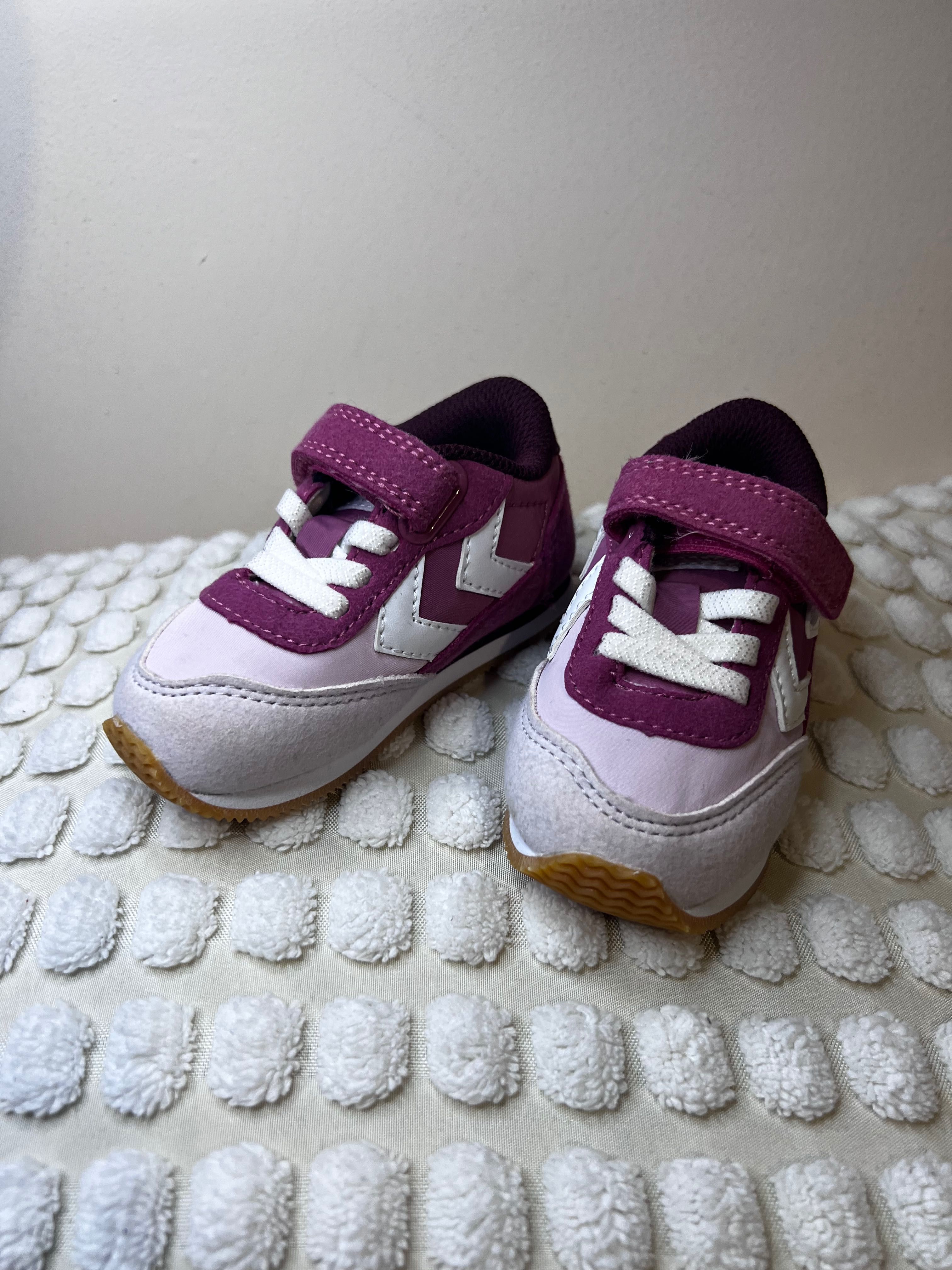 Обувки HUMMEL размер 20