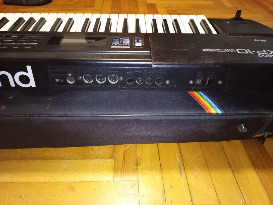 Orga Roland xp-10