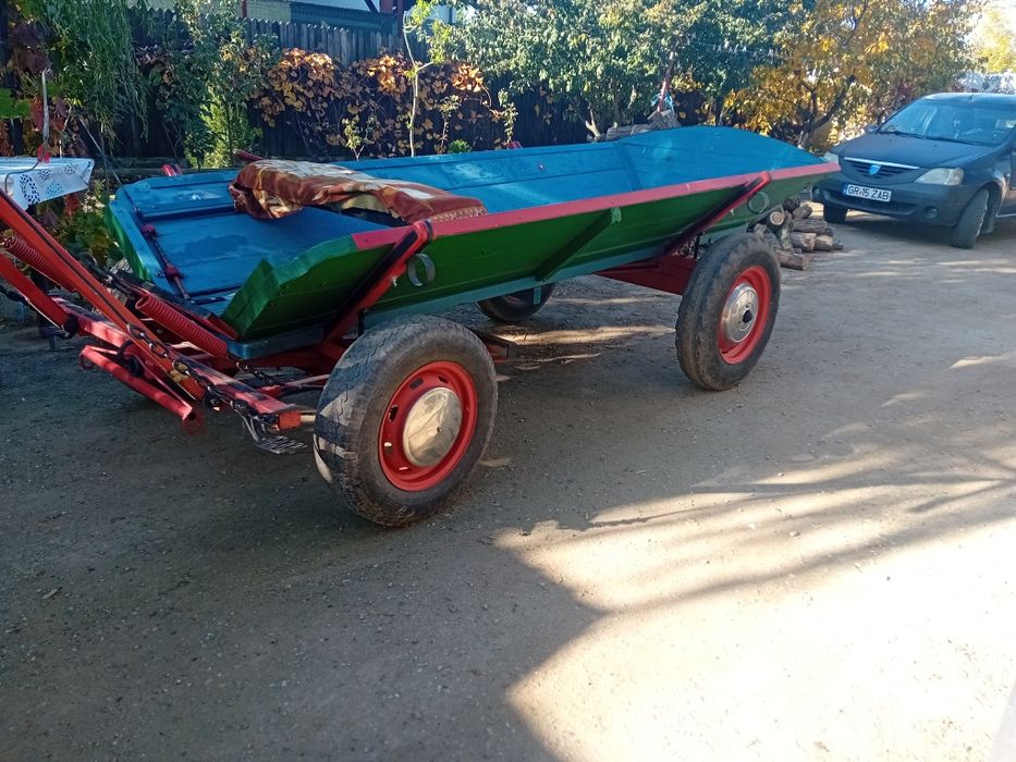 Căruță ușoară aranjată