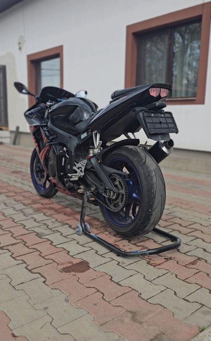 Vând yamaha r6 rj05 35kw