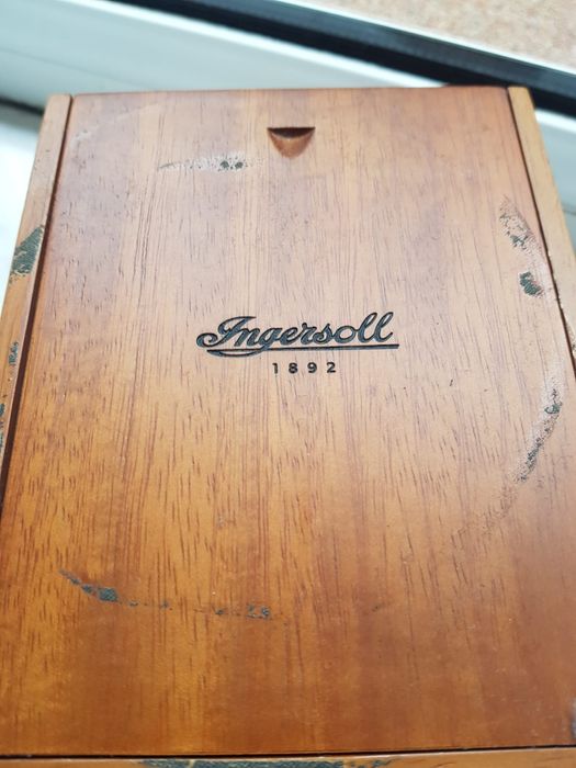 Vând ceas automatic Ingersoll Bison 32