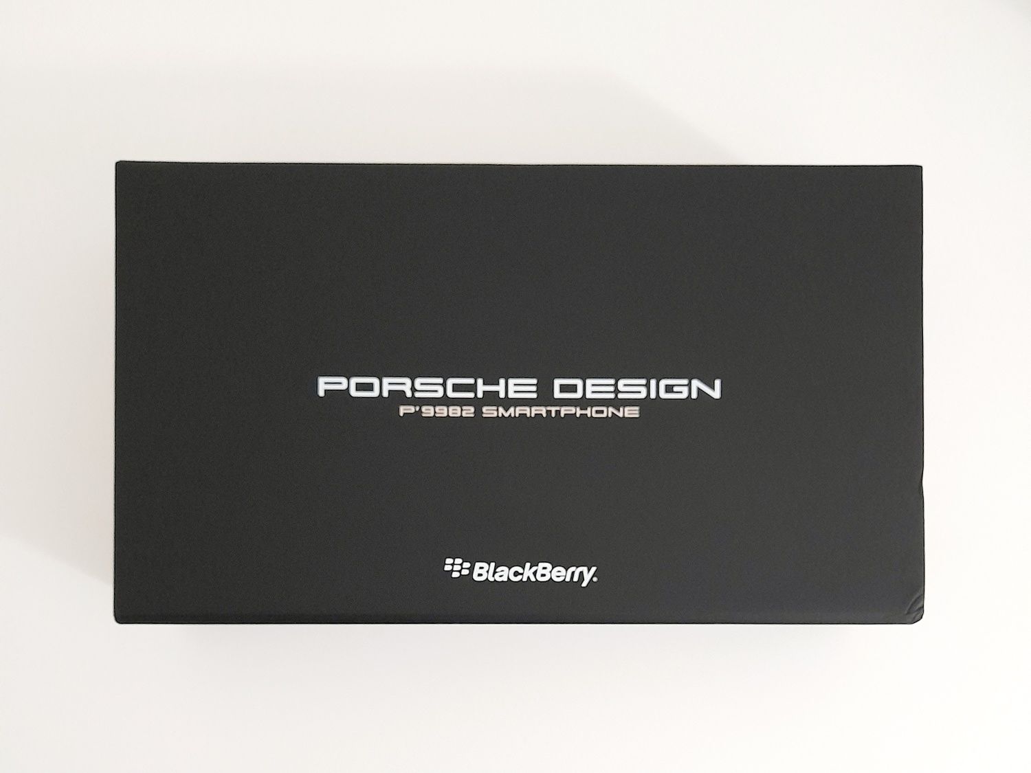 BkackBerry Porsche Design P9982. Nou. Liber retea. Poze reale.
