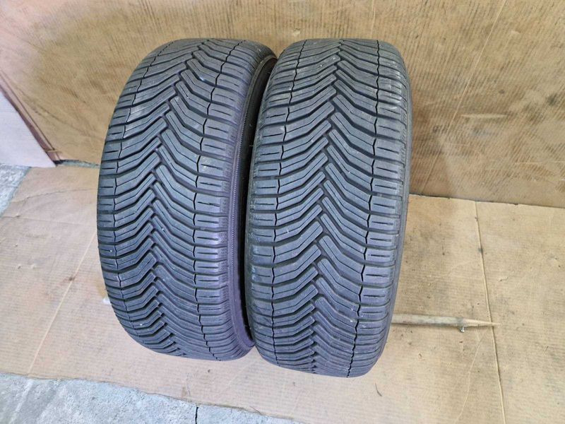 2 Michelin R16 205/55
всесезонни гуми
DOT4720