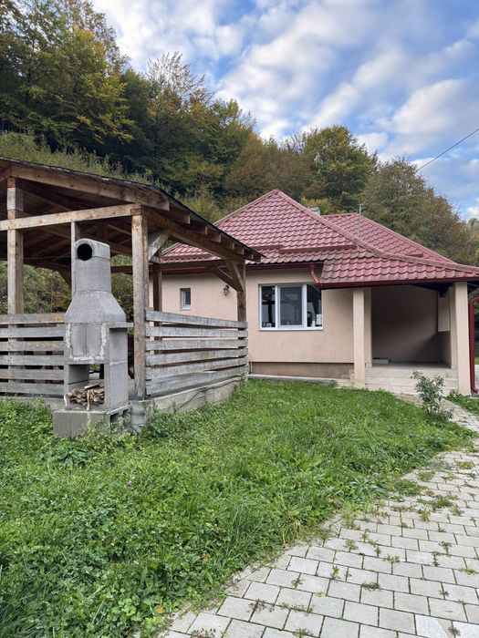 Inchiriez cabana muntele rece