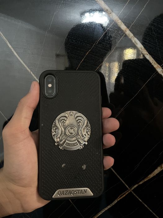 Iphone X.      .