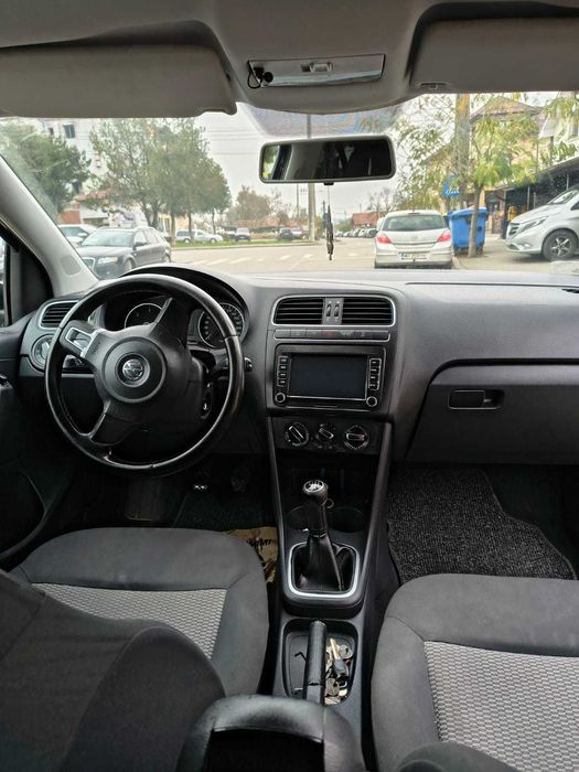 Vând wolkswagen polo