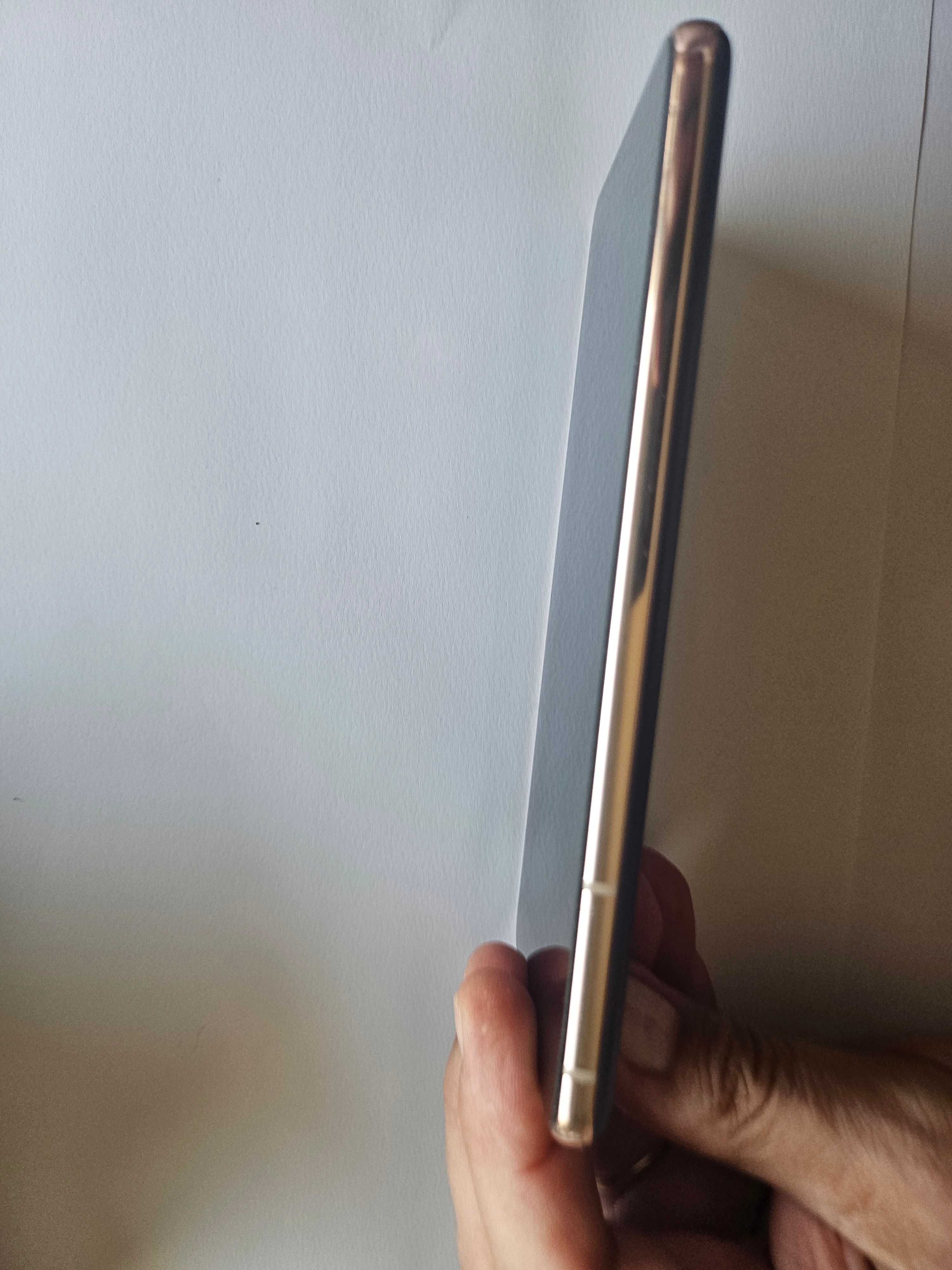 Продавам  Samsung Galaxy S 21 5G ROM 256 GB, RAM 8 GB