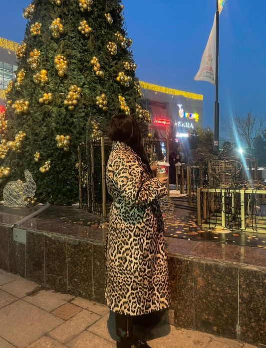 Продам польто демисезонная