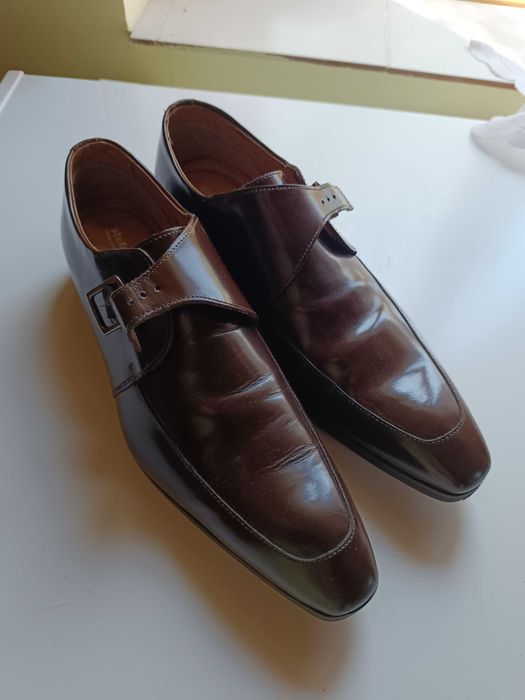 Preț de weekend: Vând pantofi piele naturală 41