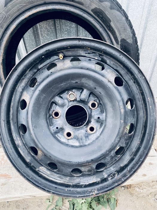 Автошина R 14 R 15