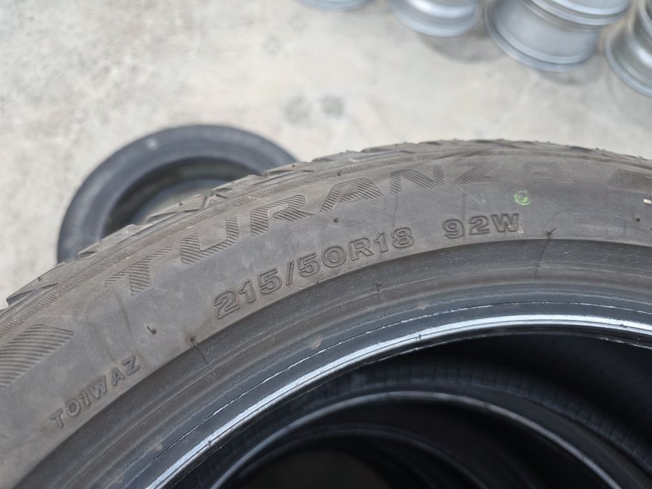 4бр Летни гуми 215 50 18 - Bridgestone