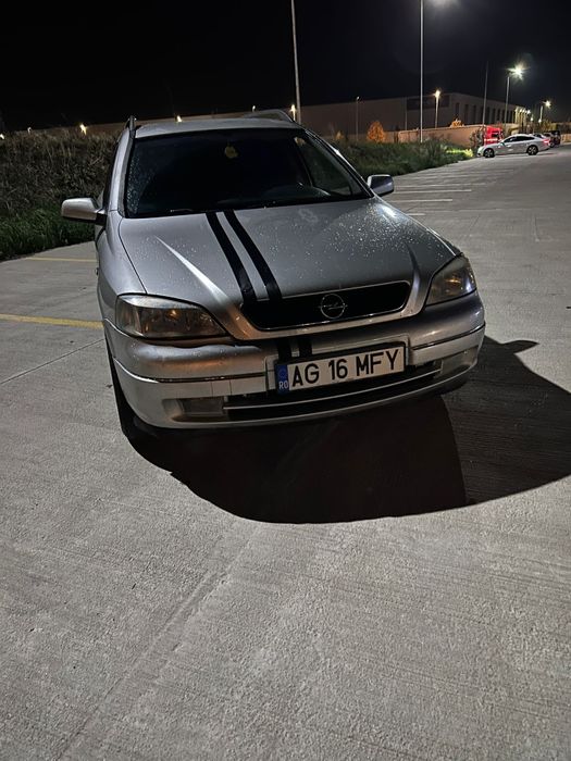 Vând Opel astra g