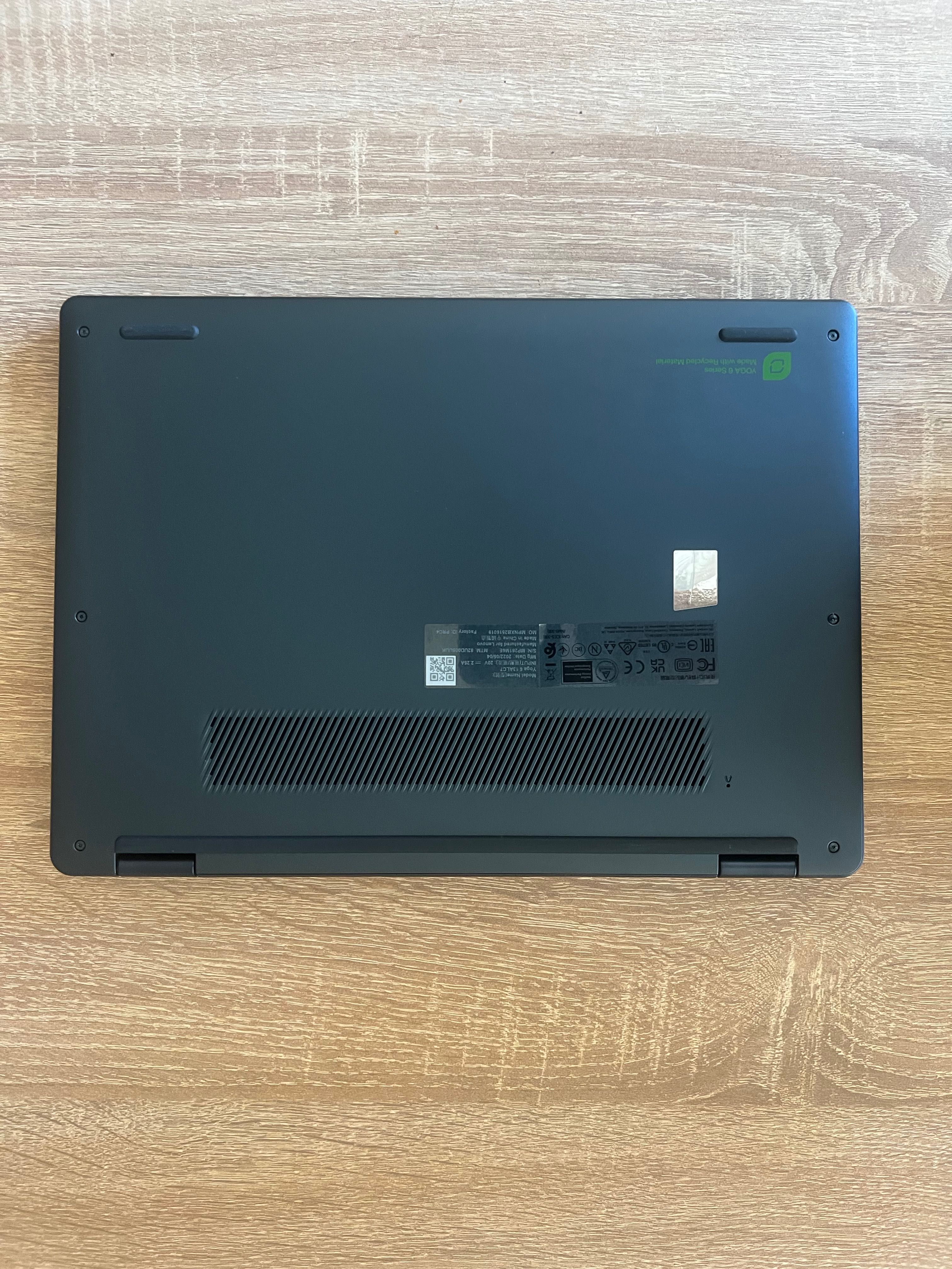 Лаптоп Lenovo Yoga 6
