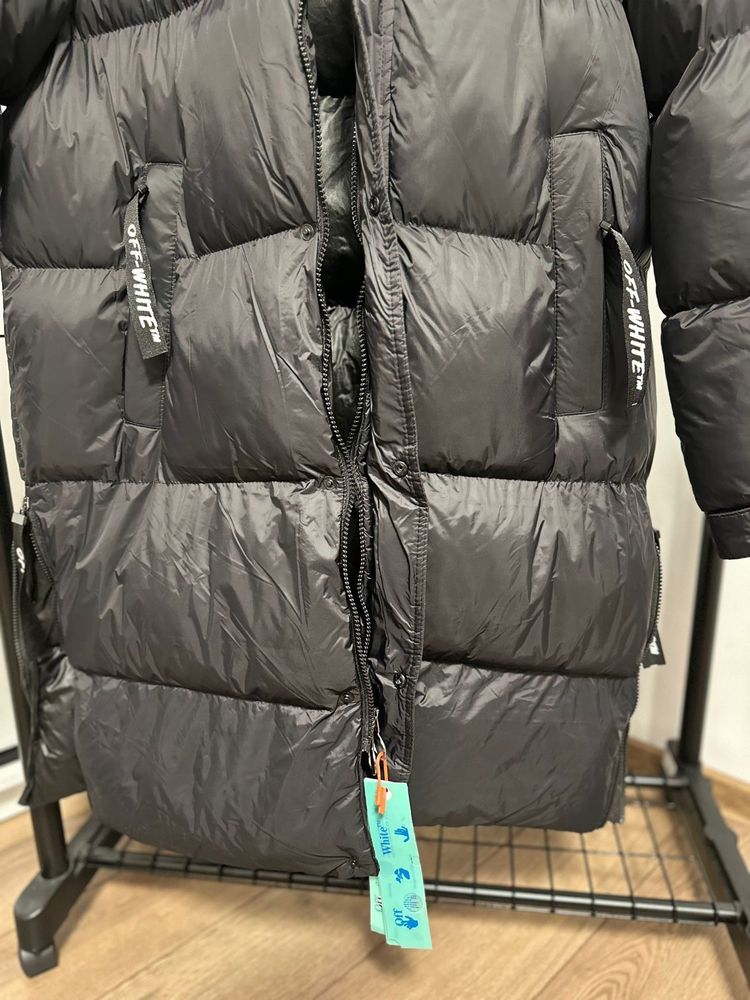 Geacă Off White - Calitate Premium - Mărimea XL