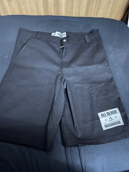 Vând pantaloni scurți Macanache