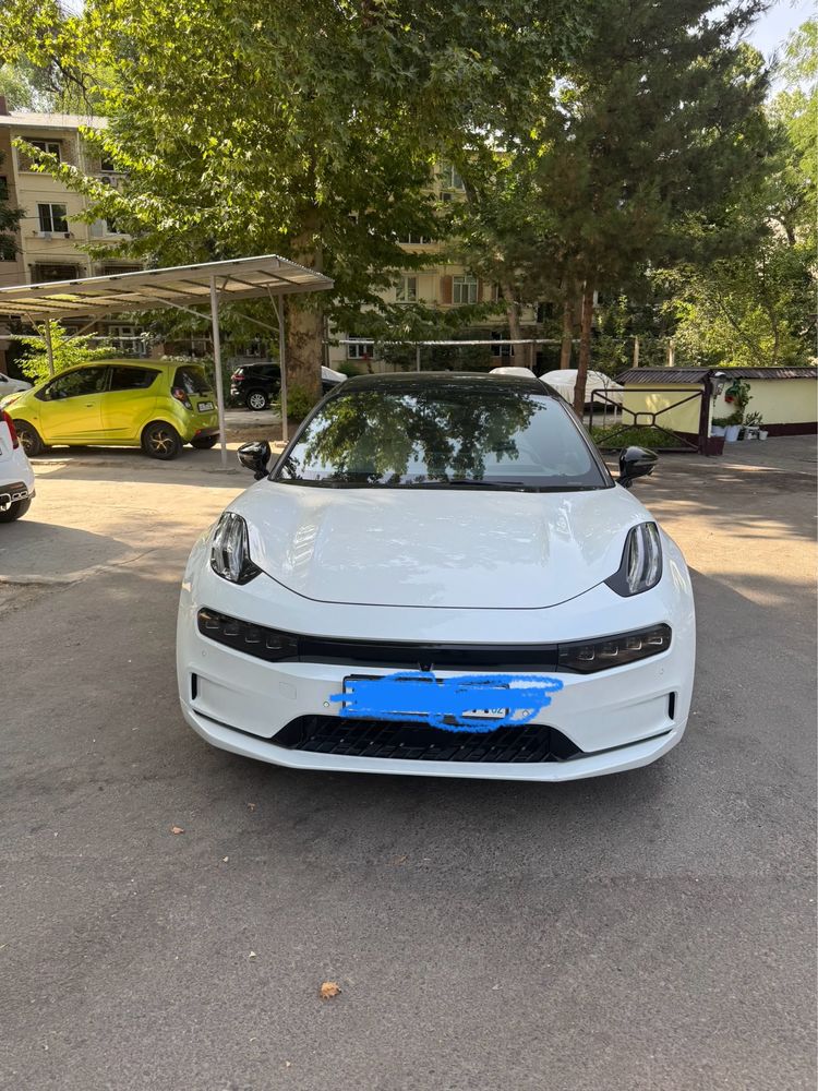 Zeekr 001 Z sport