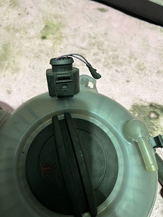 Vas expansiune apa antigel passat b8 arteon 5Q0121407G