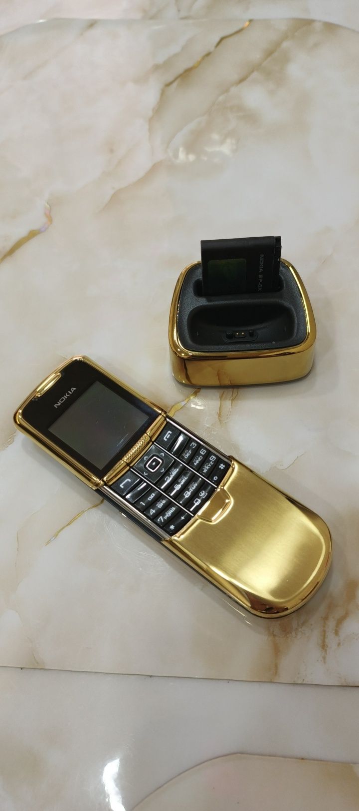 Продам Nokia 8800 gold