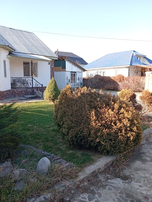 Продам дом . Кирпичный