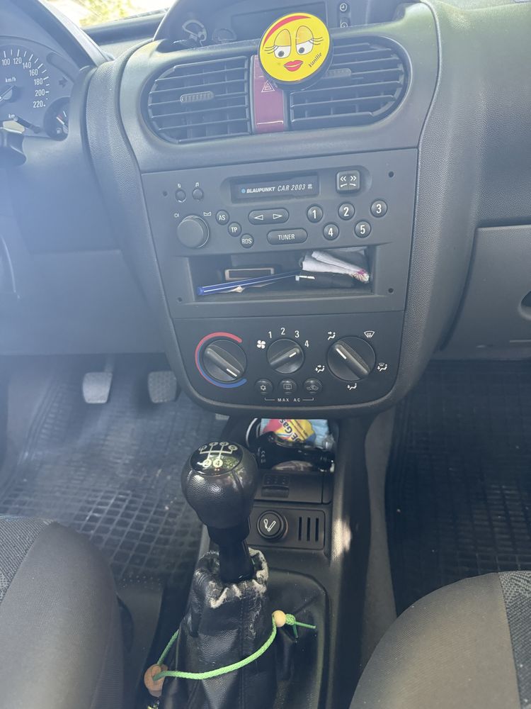 Vand Opel Corsa pret usor negosiabil 1250€