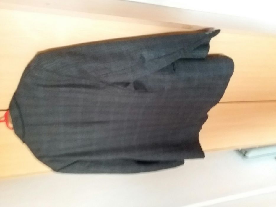 Sacou original gen HUGO BOSS impecabil