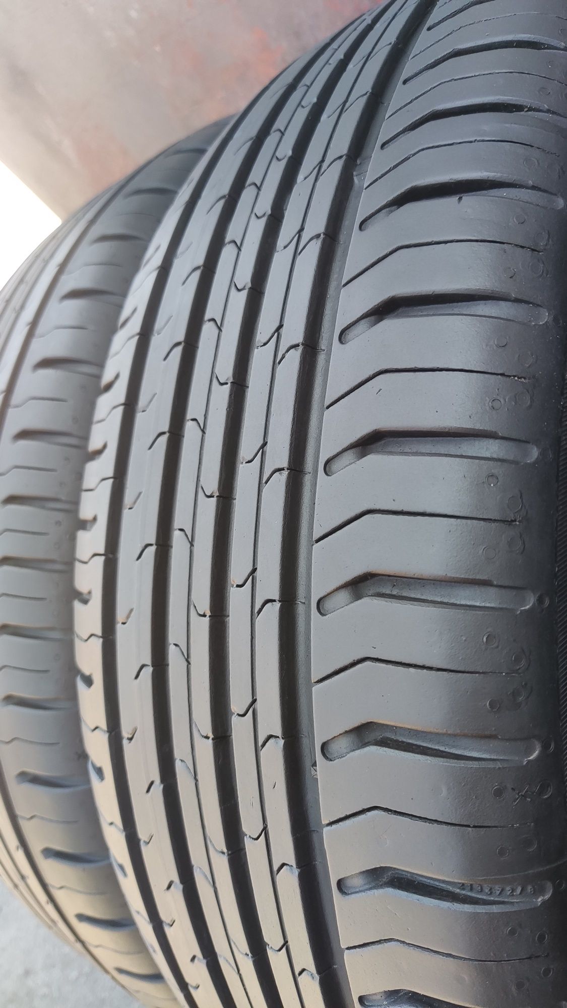 4бр. летни гуми 215/55/17 Continental Eco Contact 5, dot23 
dot23
7.8m