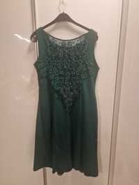 Vând rochie eleganta, mărimea M,culoare verde.
