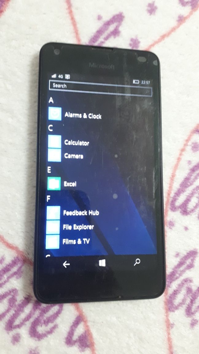 Telefon Nokia Lumia 550 Windows mobile 10