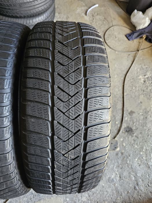 2 anvelope iarna 225 55 18 Pirelli Sottozero3
