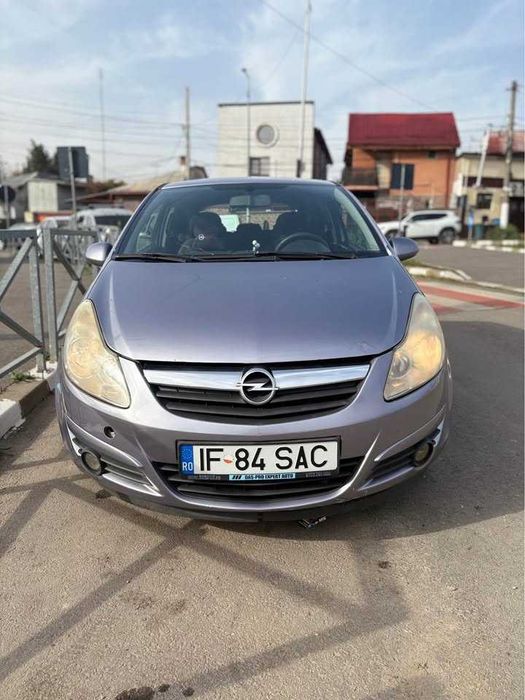 Opel corsa 1.3 dtci Coupe