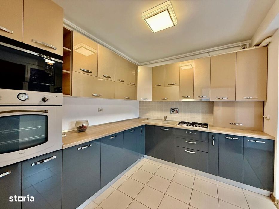 3 Camere Semimobilat Loc Parcare Inclus