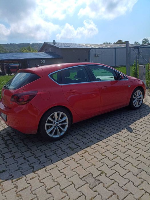 Opel Astra J 1,7 cdti, an 2010