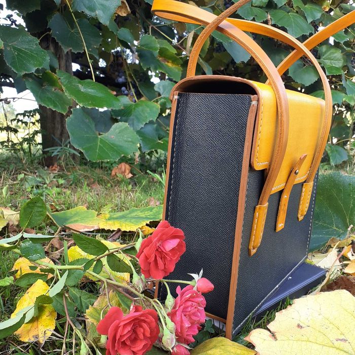 Geantă de piele naturală - full grain, poseta pentru femei.