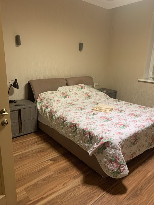 Кровать б/у беспплатно самовывоз !