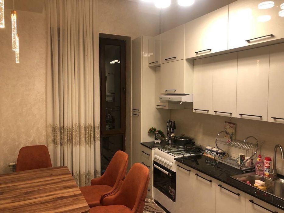 Срочно Сдаю в Аренду 2-х комнатную Квартиру в М.Горьком,Художников