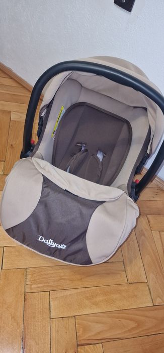 Cărucior Daliya 3 in 1 bej cu maro