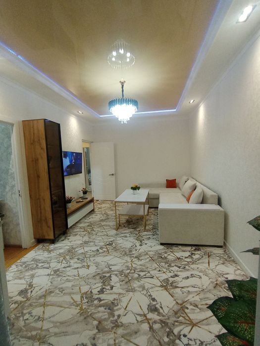 Чиланзар 13.  Срочно Продается. 3 х комнатная ЕВРО