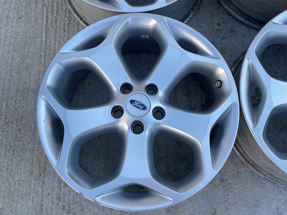 Jante 18 originale ford , 5x108 , 8j et 52.5 , cb 63.4 mm