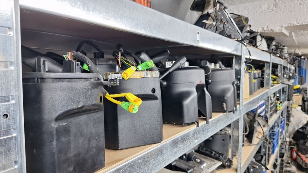 Лостове за чистачки, лентови кабели Mercedes w211,w204,w212,w164,w221,