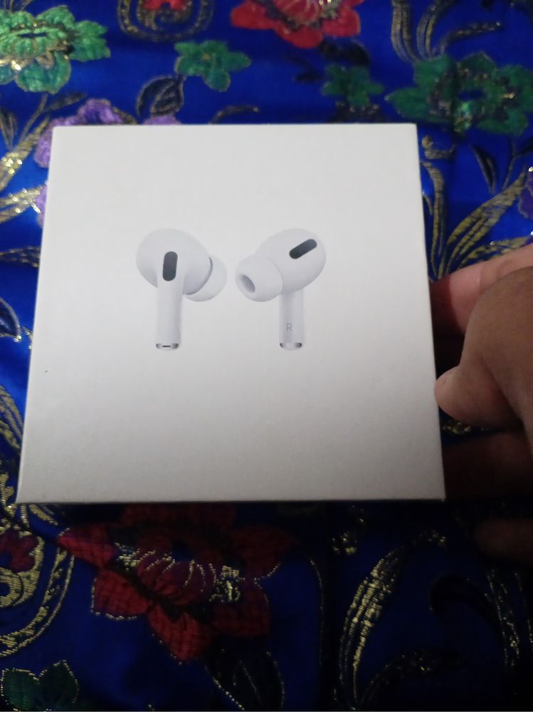 Airpods Pro в хорошем состоянии