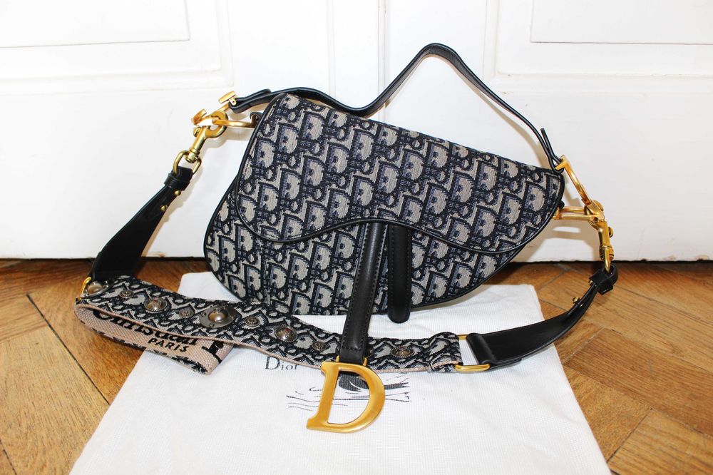 Дамската чанта Dior Saddle