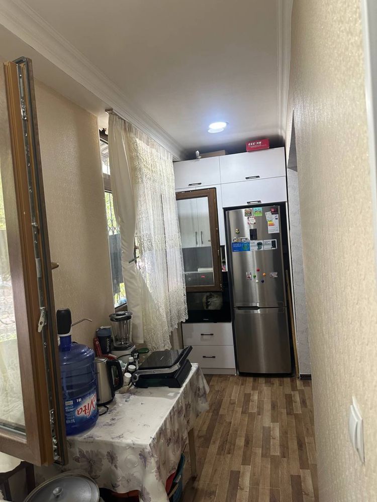Продается квартира, переделана из 2-комнатной в 3-комнатную.