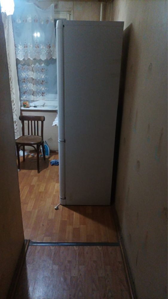 Холодильник indesit